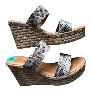 New Italian wedge sandals in snakeskin print, size 8.